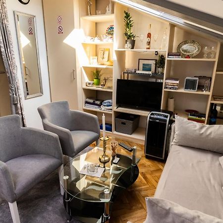 Studio Apartment Riva Омиш Экстерьер фото