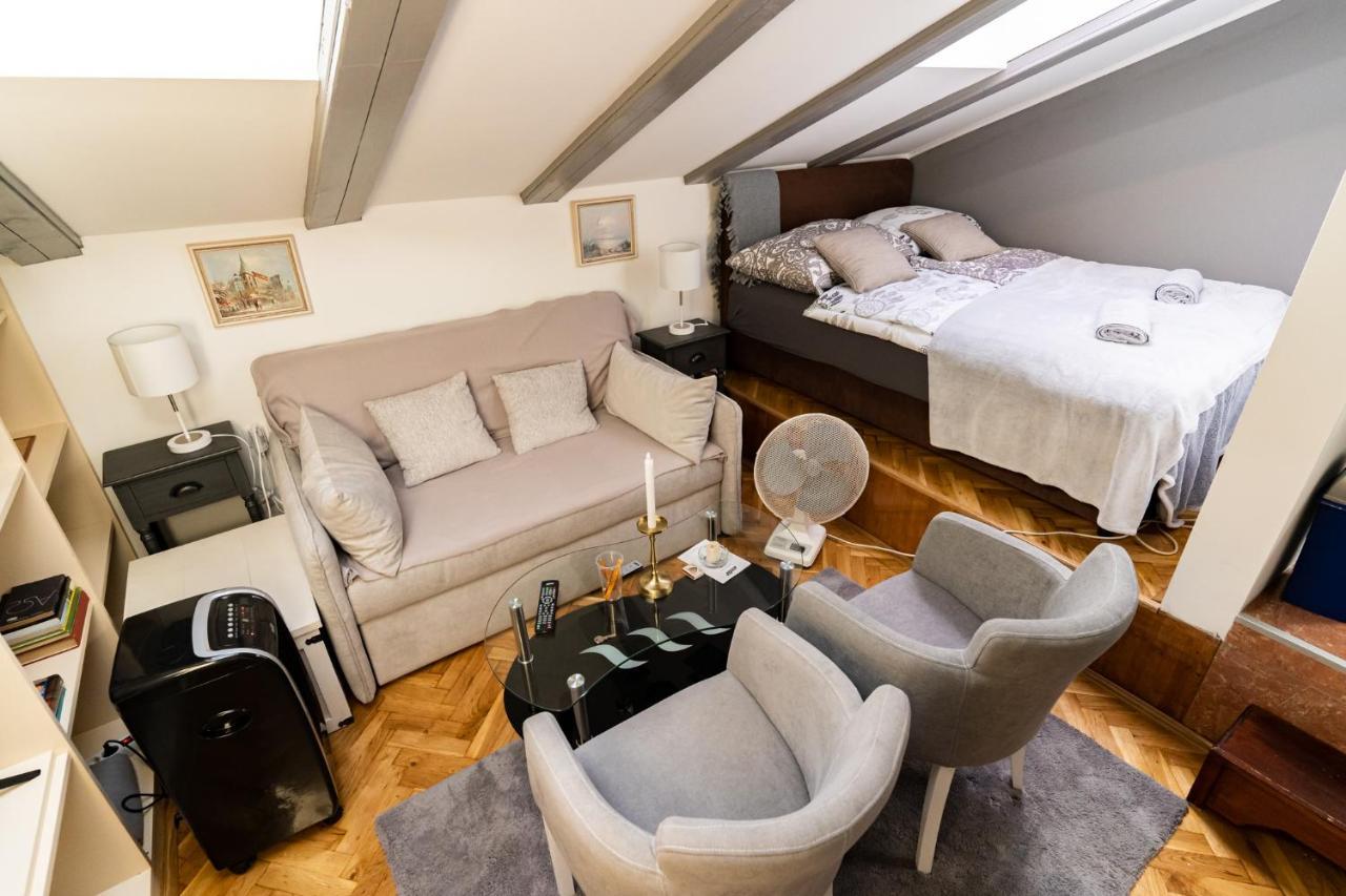 Studio Apartment Riva Омиш Экстерьер фото